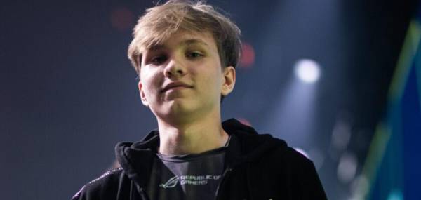 Read more about the article Ставка дня: G2 Esports против Team Falcons в рамках PGL Bucharest 2025